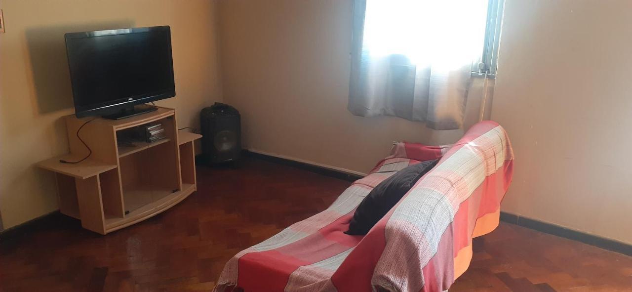 Habitación en casa particular Danyeuge Host